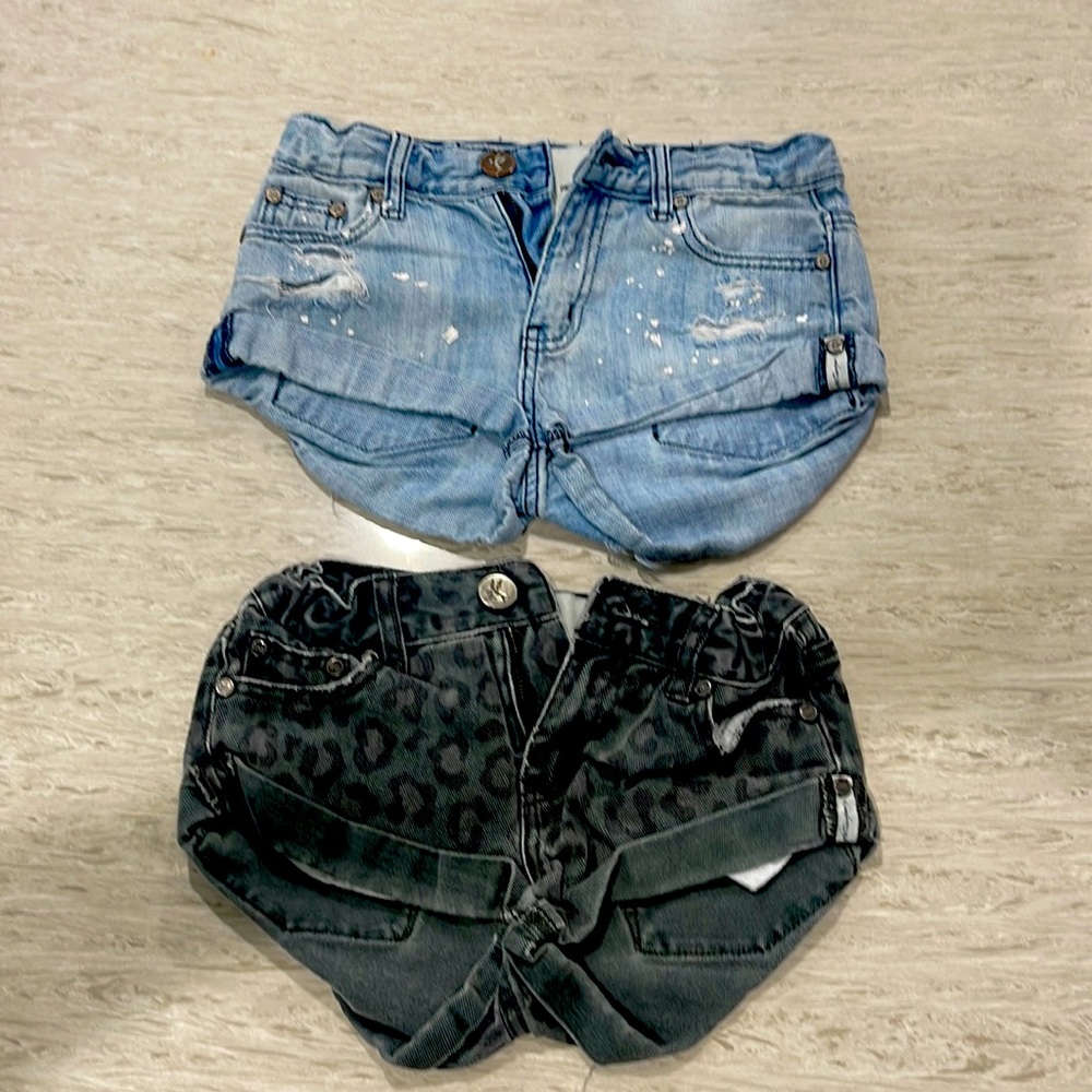 One Teaspoon girls jean shorts size 9/10
